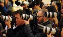 现场新闻爆料怎么写,新闻爆料背后的真相揭秘